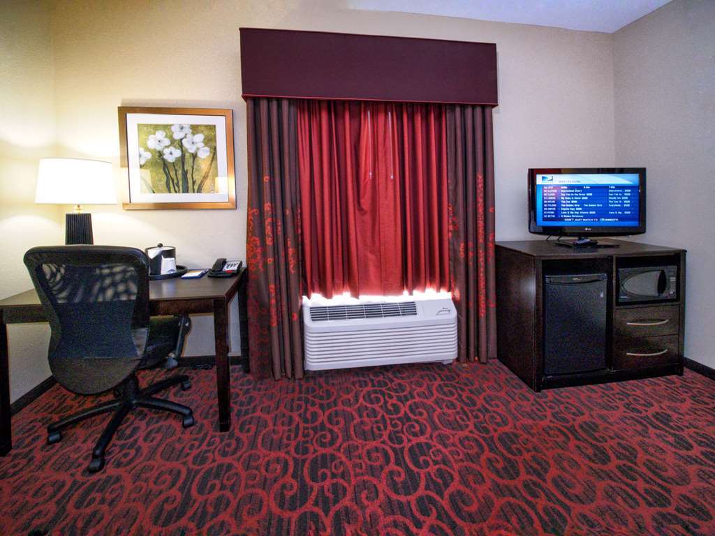 Hampton Inn & Suites Елк Сити Стая снимка